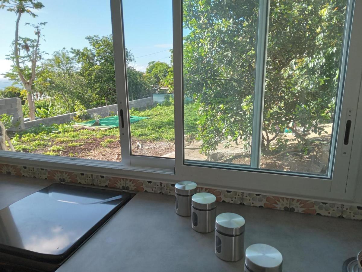 圣勒Le Jardin别墅 外观 照片